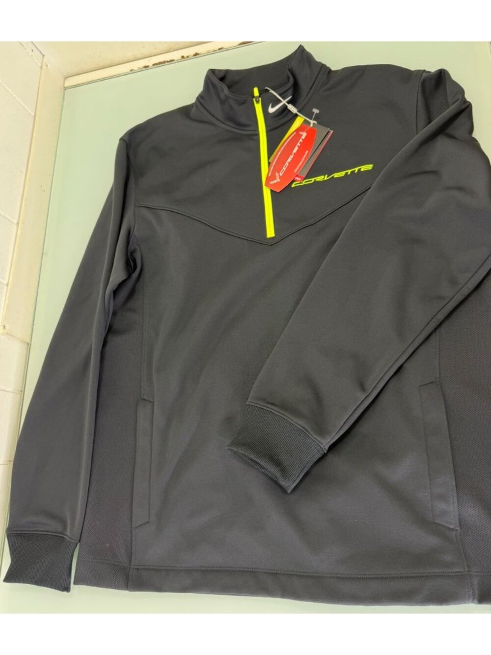 New Corvette Nike Golf Tour Performance Pullover Sweatshirt Mens Medium M NWT